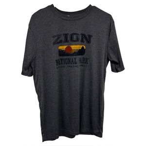 Zion National Park Graphic T-Shirt Men’s Medium Grey Short Sleeve